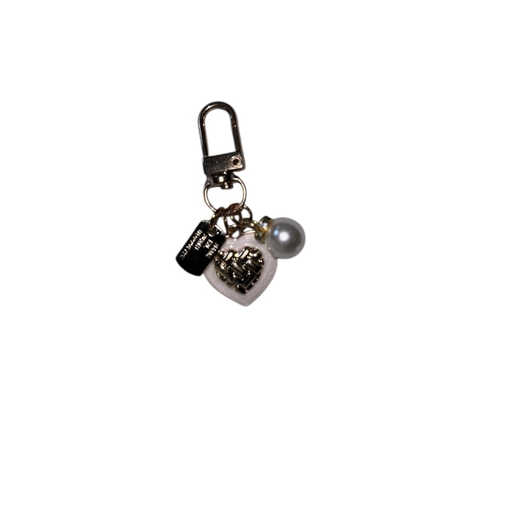 FREE W/purchase Gold and Silver Heart Charm Keychain - Picture 6 of 8